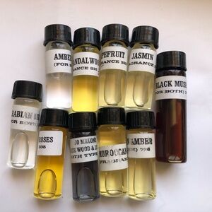 Premium Body Oils. Jo Malone, Black Musk.